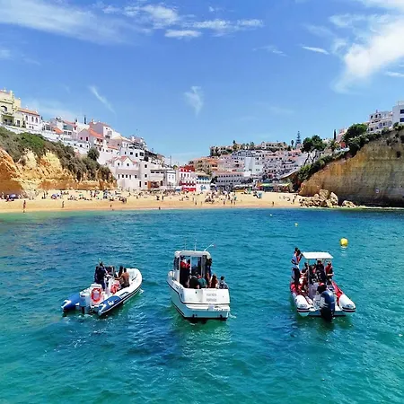 Villa In Albufeira Near Beaches And Nightlife