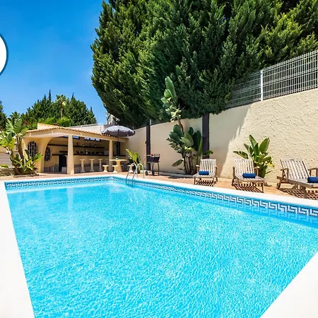 Vila Villa In Albufeira Near Beaches And Nightlife *